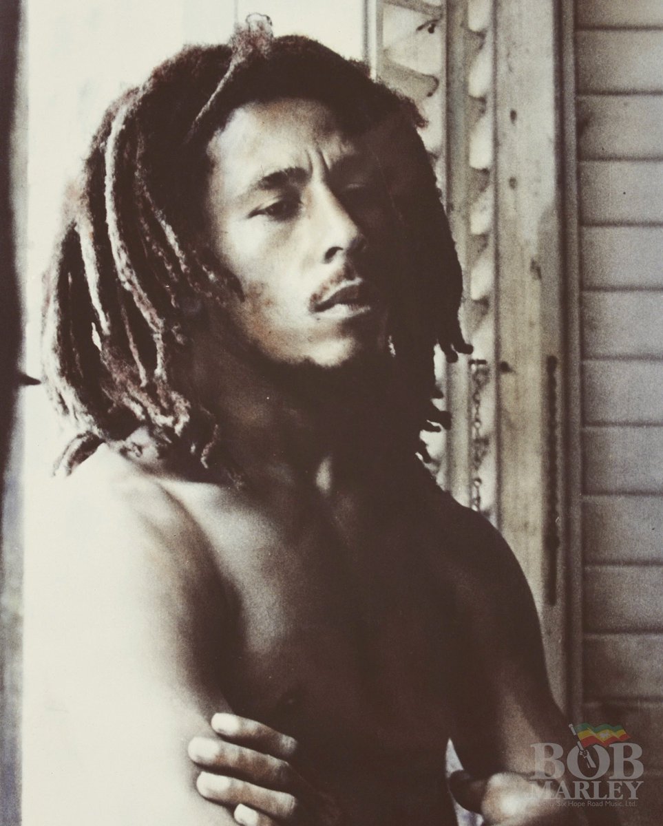 bobmarley's tweet image. “The power of philosophy, yea-eahh, floats through my head. Light like a feather, heavy as lead.” #MistyMorning #BobMarley

📷 by #AdrianBoot
©️ Fifty-Six Hope Road Music Ltd.
