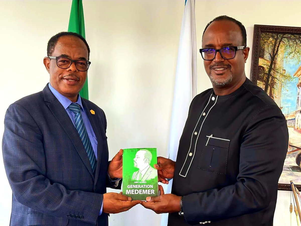 shibru_mamo's tweet photo. I had a Fruitful &amp; inspiring Discussion with H.E. Mr.Nathan M.Belete Country Director of WB of #Malawi, #Tanzania #Zambia &amp; #Zimbabwe. I presented him a gift the Book written by H.E.Dr.Abiy Ahimed Ali the Prime Minister of the Federal Democratic Republic of Ethiopia. https://t.co/2spQiiSOuY
