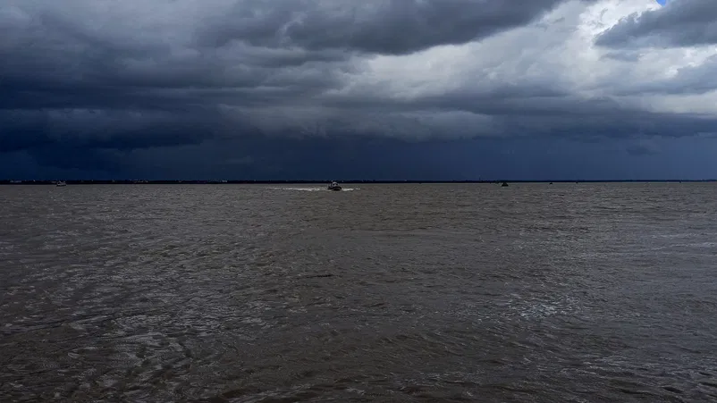 Severe cyclonic storm to hit West Bengal and Bangladesh on May 26. Here's what IMD says READ: news9live.com/india/severe-c… #WestBengal #Bangladesh