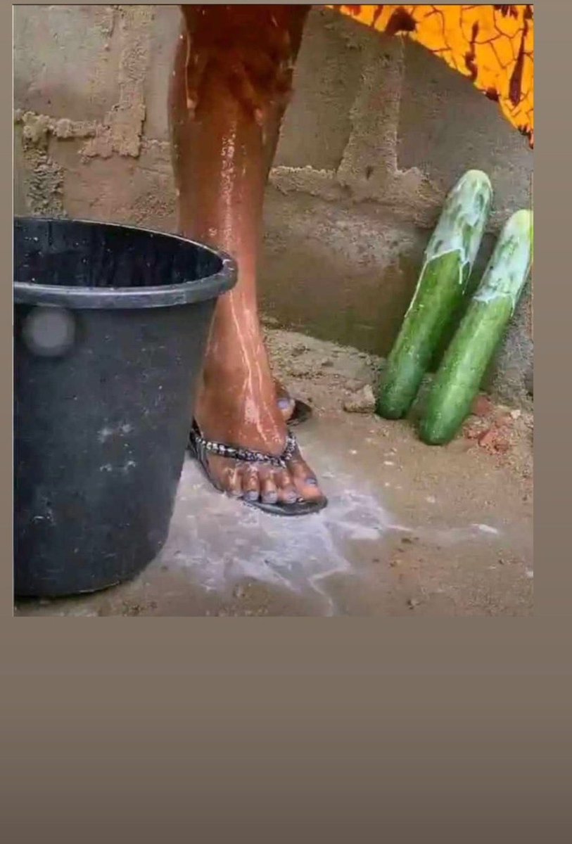 MMonthers's tweet photo. Bathing or having shower together with your partner is so underrated🤗🤗

Me and my partner 🥰🌚 https://t.co/N3pCtkvGKn