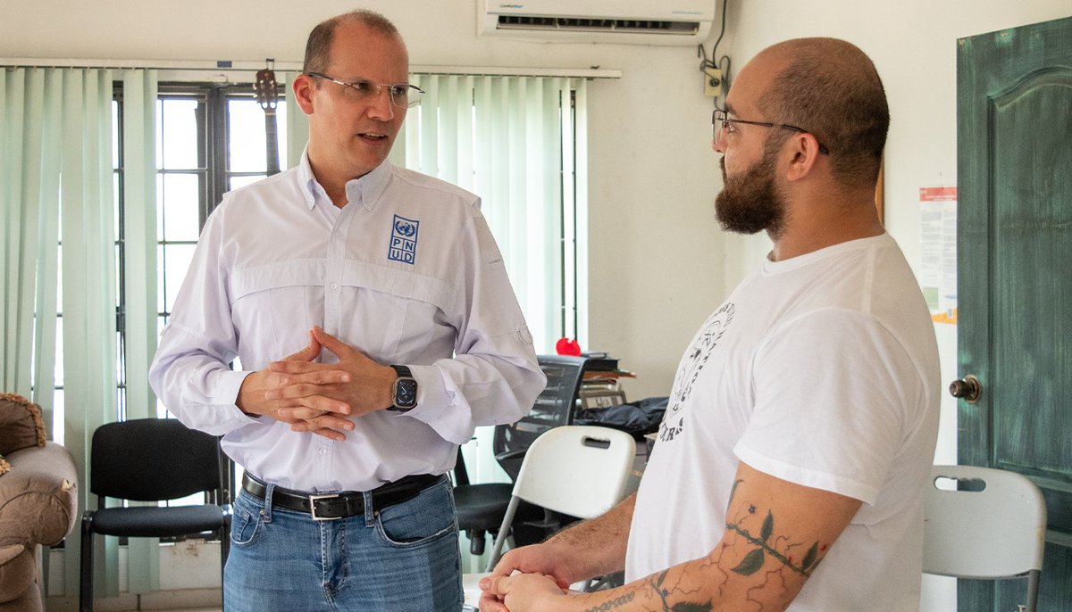 La integración de las #juventudes es clave para alcanzar la paz y la democracia.

Apoyamos a <a href="/NationHnd/">Warriors Zulú Nation HND</a> en sus esfuerzos para promover el desarrollo social y humano, previniendo la violencia y creando un clima y una cultura de paz en las comunidades.

bit.ly/4aCxUC6