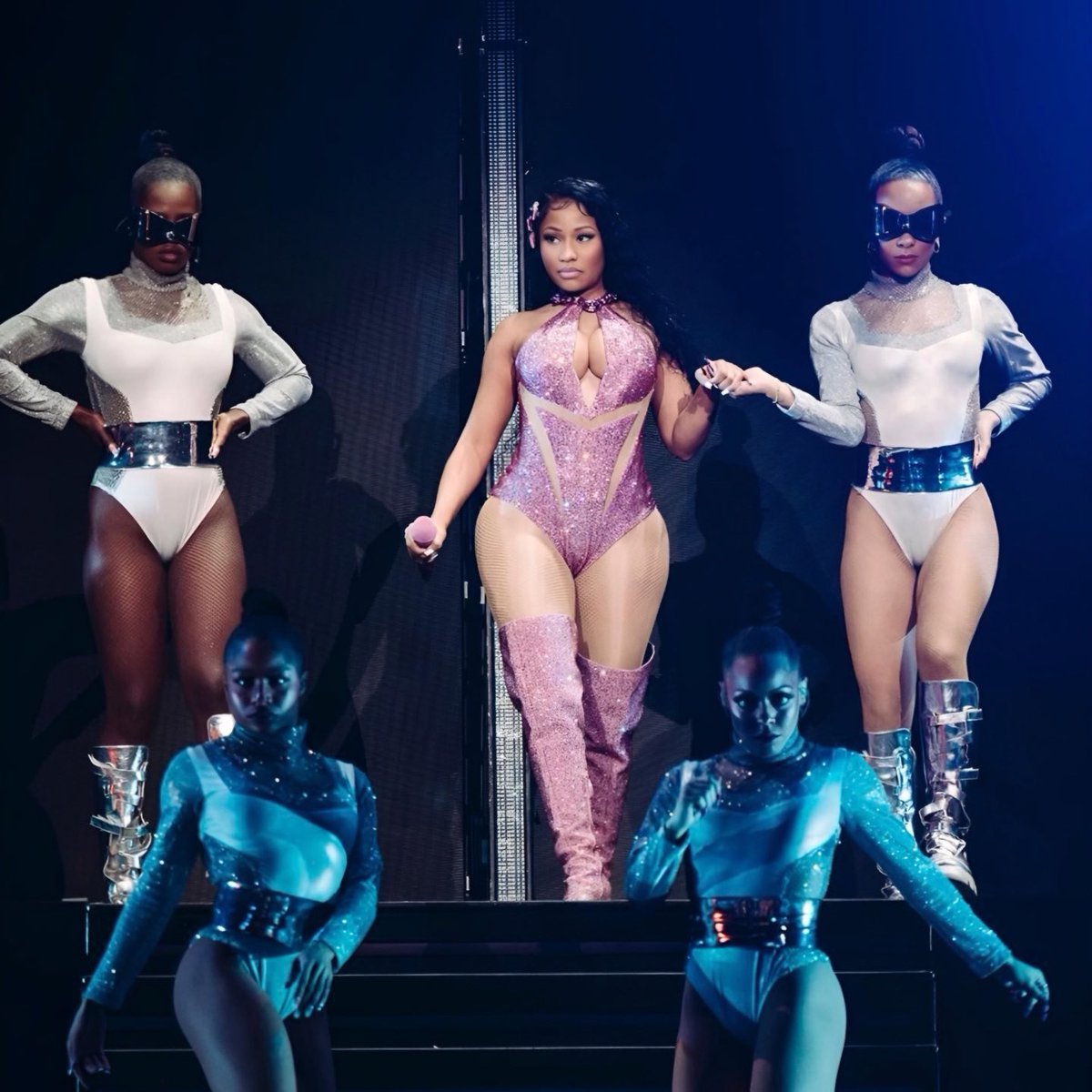 Based off estimates, @NICKIMINAJ’s ‘Pink Friday 2 World Tour’ is set to become the 2nd highest grossing Hip-Hop tour in history by a soloist surpassing @kendricklamar’s ‘The Big Steppers Tour’ ($110M).