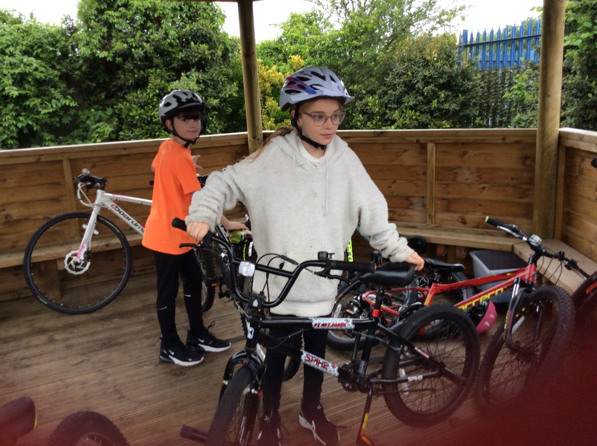 Our Year 5 and 6 children have been completing their Level 1 and 2 Bike safe training this week.  7 miles they rode today.  Great job everyone. @BikeRightUK @kirkbycollab  #safetycurriculum #streetsafe