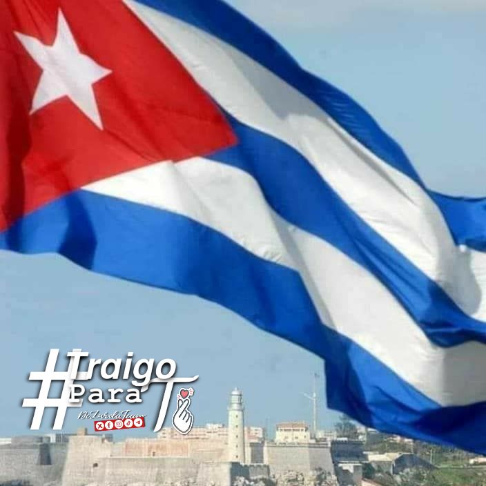 #TraigoParaTi a mi bella bandera cubana 🇨🇺🇨🇺♥️♥️ #DeZurdaTeam @DefendiendoCuba 🇨🇺💪❤️ @IzquierdaUnid15 @QbaDCorazon_