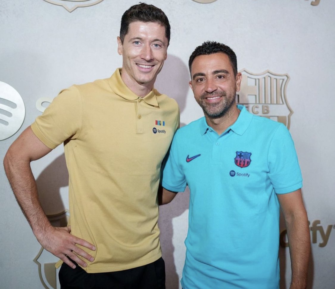 ❗️Lewandowski, via IG: “It's been an honour to play for your team Xavi! You will always be part of the great history of Barça, and I am very proud to have written with you an incredible chapter of my history in this great club. Thank you and good luck, Xavi!” #FCB 🤝❤️