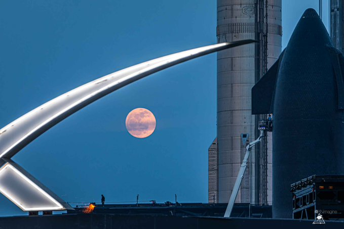 SpaceX, Starship and Mooon