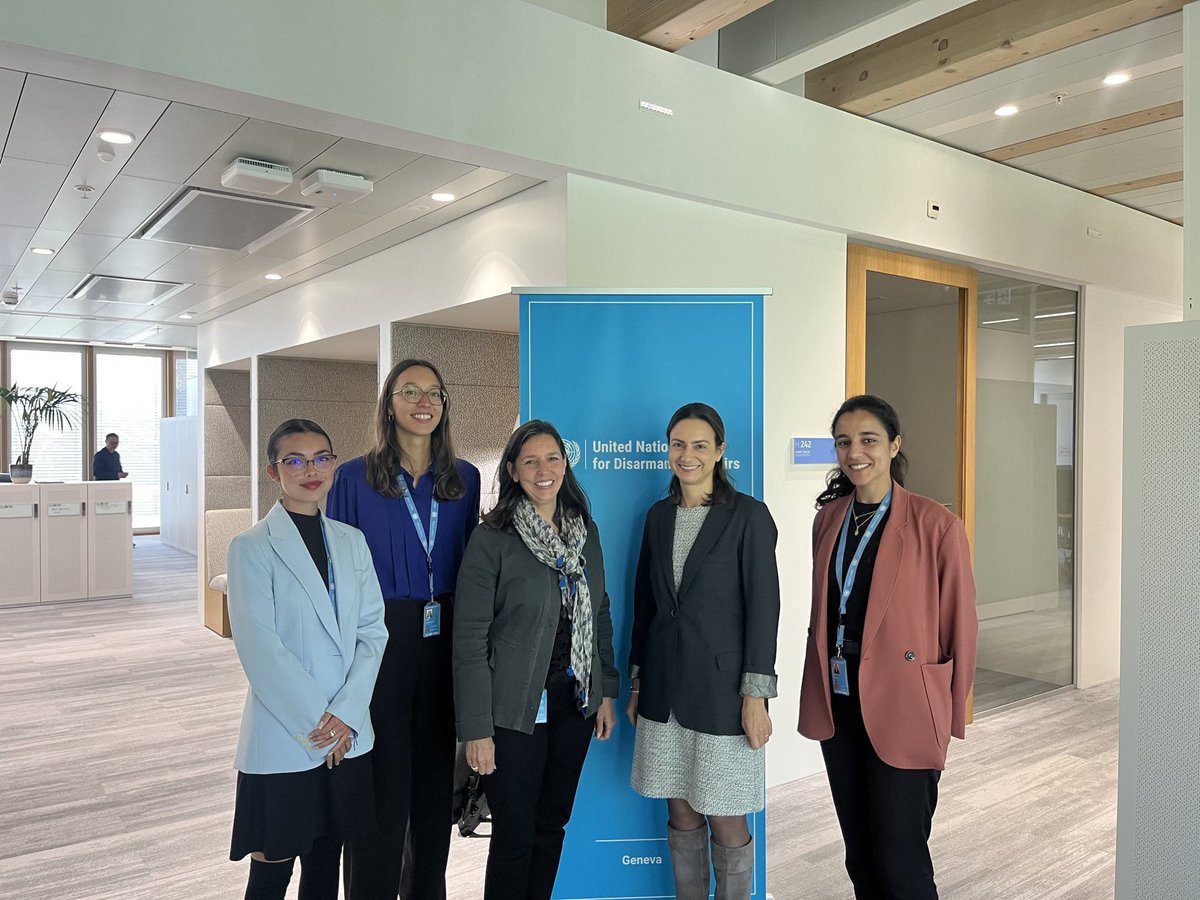 FR_Desarmement's tweet photo. On International Women’s Day for Peace and Disarmament, in-depth discussions with @ODA_Geneva and @UNIDIR about 🇫🇷 Feminist Foreign policy & gender inclusivity and mainstreaming in disarmament fora.
#IWDPD #WPSAgenda
@MelanieRegimbal @rdalaqua @HSalama_1 @odelphine @WIISFrance https://t.co/dRc15Jju5I