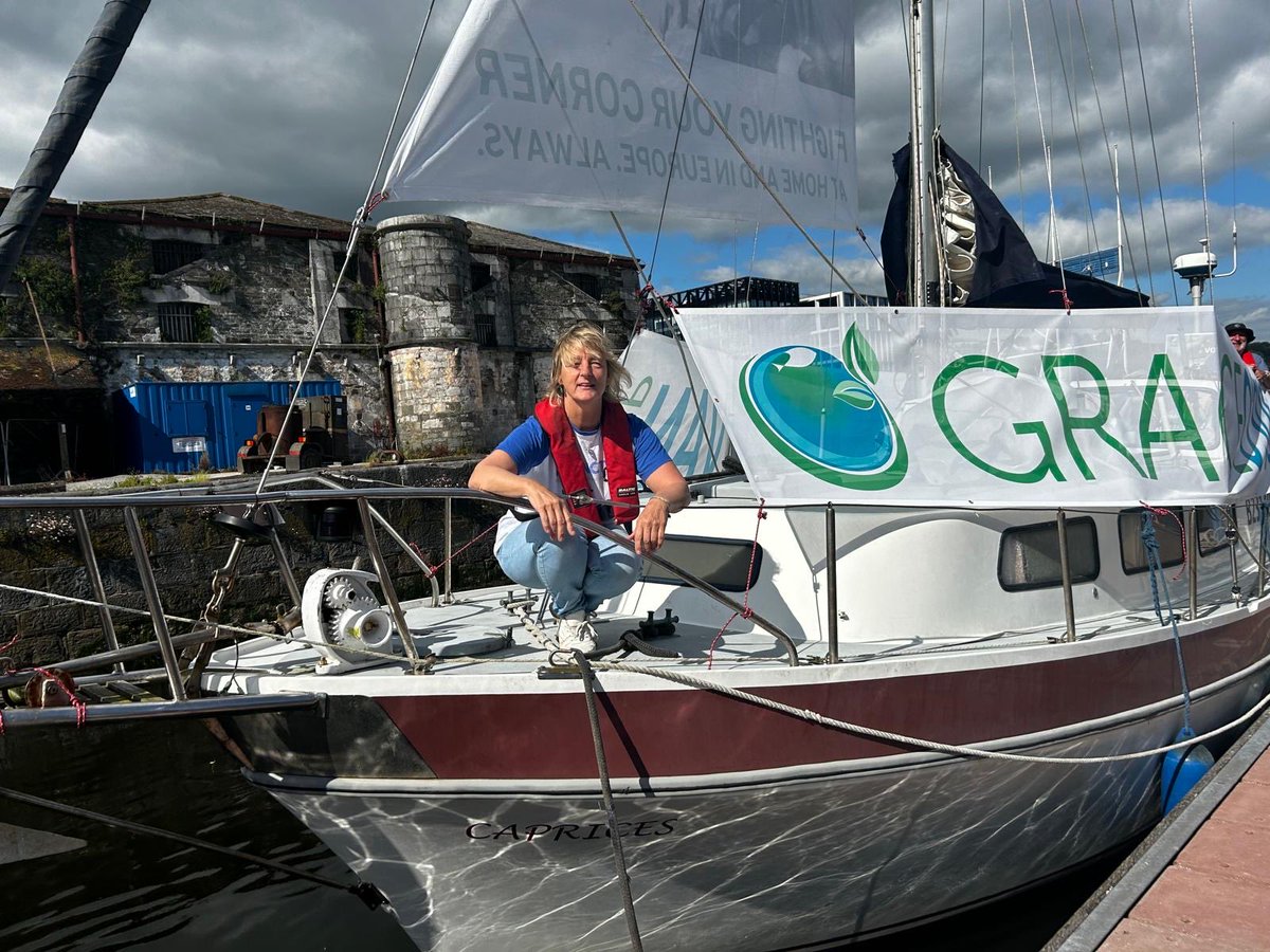 Our day ended as ⁦@GraceOSllvn⁩ set sail from the port of Cork, with canvassing stops planned along the coast. She’s the bravest of environmentalist, whether taking on daring ⁦@Greenpeace⁩ missions or standing up to vested interests in Brussels. #EP24 #KeepGoingGreen