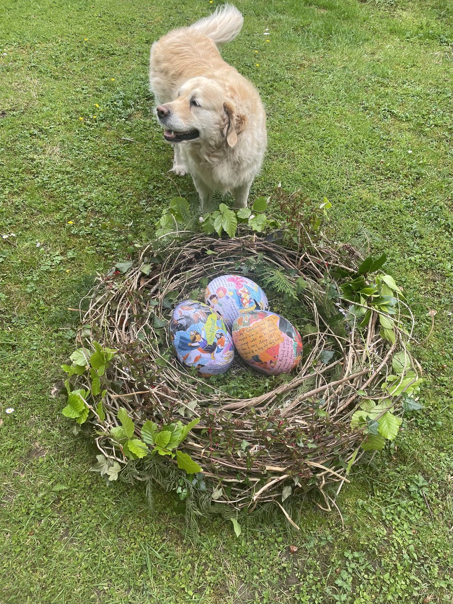 Don’t tell anyone but I think @LaureatenanOg @PForde123 might actually be away with the birds. Or maybe the fairies. How else would she come up with such extraordinary events?