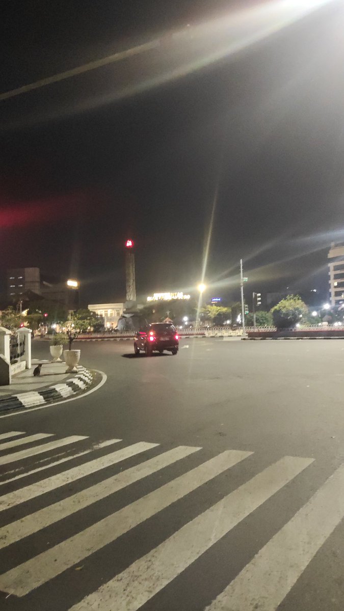 dylentea's tweet photo. siapa ngide jam segini kesini https://t.co/ghyqph65dy