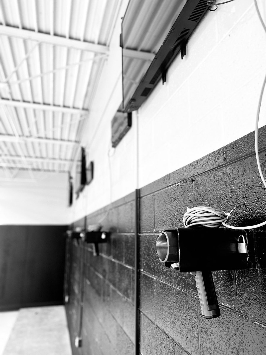 Adam Bodary (@bodaryadam) on Twitter photo Vintage look for a vintage approach ๐
#OwnYourFuture #DevelopThePerson
<a href="/mbain_38/">Max Bain</a> <a href="/3PD_Performance/">3PD Performance</a> <a href="/Coach_Swanson24/">Nick Swanson</a> Vintage look for a vintage approach ๐
#OwnYourFuture #DevelopThePerson
<a href="/mbain_38/">Max Bain</a> <a href="/3PD_Performance/">3PD Performance</a> <a href="/Coach_Swanson24/">Nick Swanson</a>