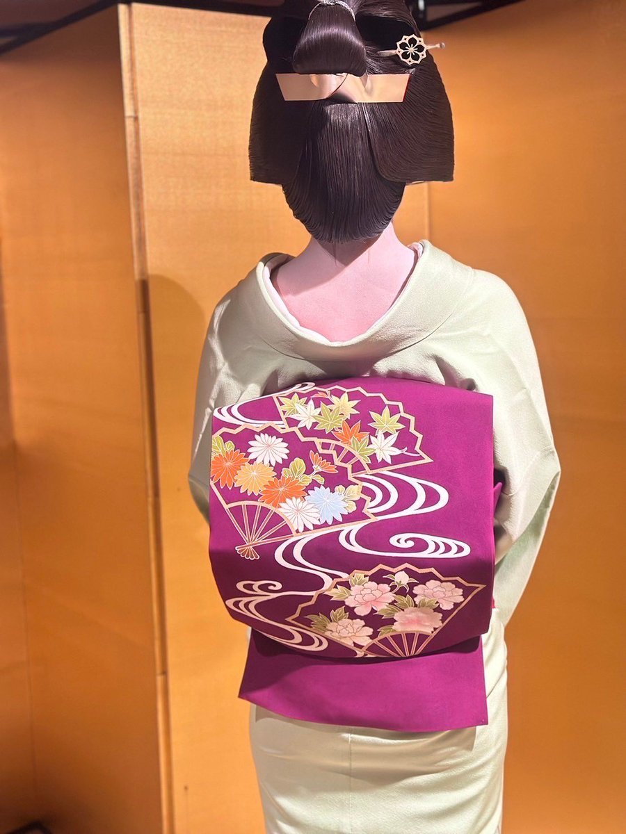 5月のふく苑さんのお衣装
@shigemoridos 
#しげ森#芸妓#芸妓さん#舞妓#舞妓さん#舞妓さんになりたい#ふく苑#kyoto#geiko #geisha #kimono #きもの