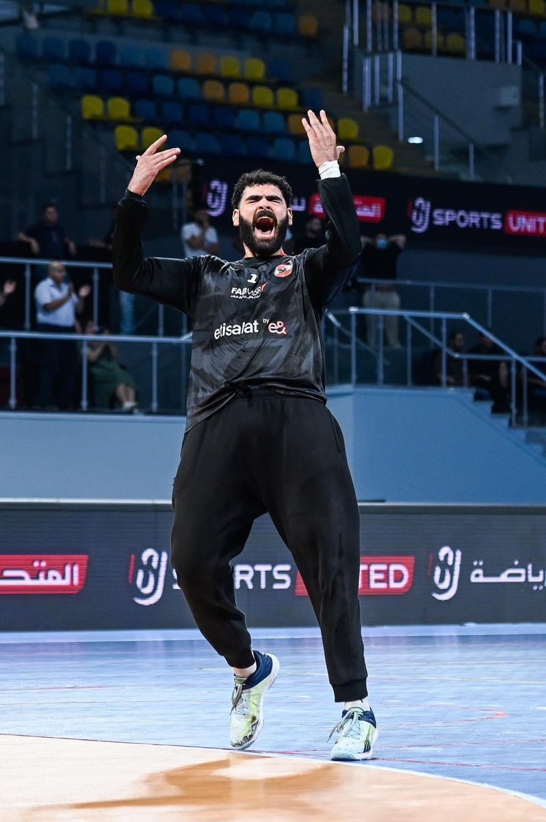 جمهور الاهلي كبير اوي و عظيم اوي ، بشكركم علي كل حاجة و كل دعم من ساعة الإصابة كانت سنة صعبة جدا بس قدرت ارجع الحمدلله بفضل ربنا و كرمه و دعوات الناس ليا موسم صعب جدا لكن إستثنائي و بقينا أبطال الرباعية🦅❤️