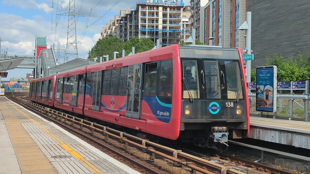 London light rail systems ticked off. That's every light rail system on mainland done this year. Hopefully by the time I return to the DLR the new cars will be in use and these older ones will be on the way out. @303032T @SStockwelll @David_B235 @andyp1308 @antisocialcelt