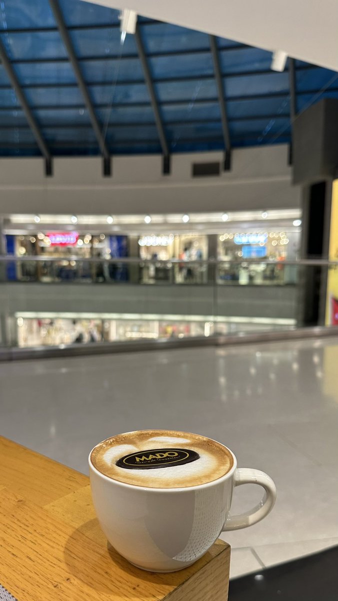 FA56_0's tweet photo. - كُوب قهَوة يعَيد تُوازن أفكارك🖤. https://t.co/cA9yotOyeK