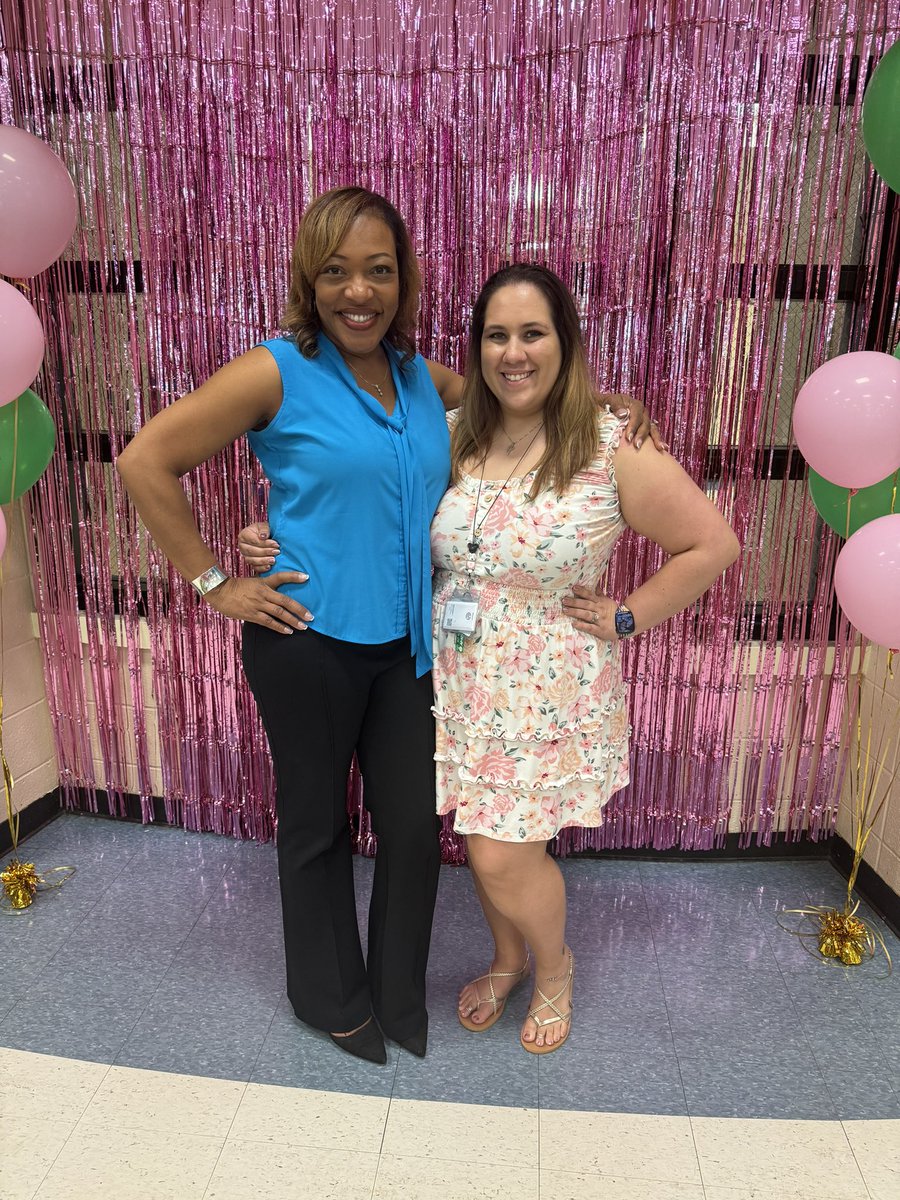 Happy retirement @FCS_DSES_Prin thank you so much for pouring into me from my student teaching until now the end of year 3. Your knowledge and support has pushed me to be the best that I can be. I’ll forever be grateful for your leadership. Enjoy your retirement. You deserve it !