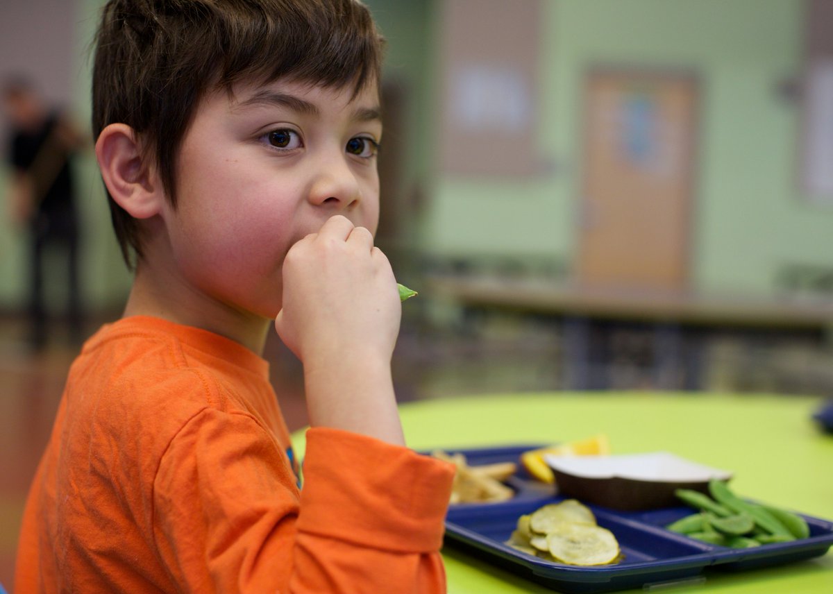 We believe that by serving scratch-cooked meals in schools, we can ensure that all kids have access to healthy food. Join us in urging Congress to offer school meals to students nationwide at no cost. Learn more: ow.ly/FvHO50Ppm8u