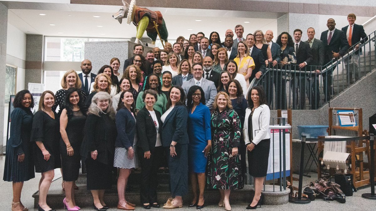 This month, #NCChamberFoundation President @MeredithA_NC graduated from @LeadershipNC! Each year Leadership NC chooses a class of established and emerging leaders from across the state to participate in its acclaimed program. Read more > leadershipnc.org/leadership-nc-…