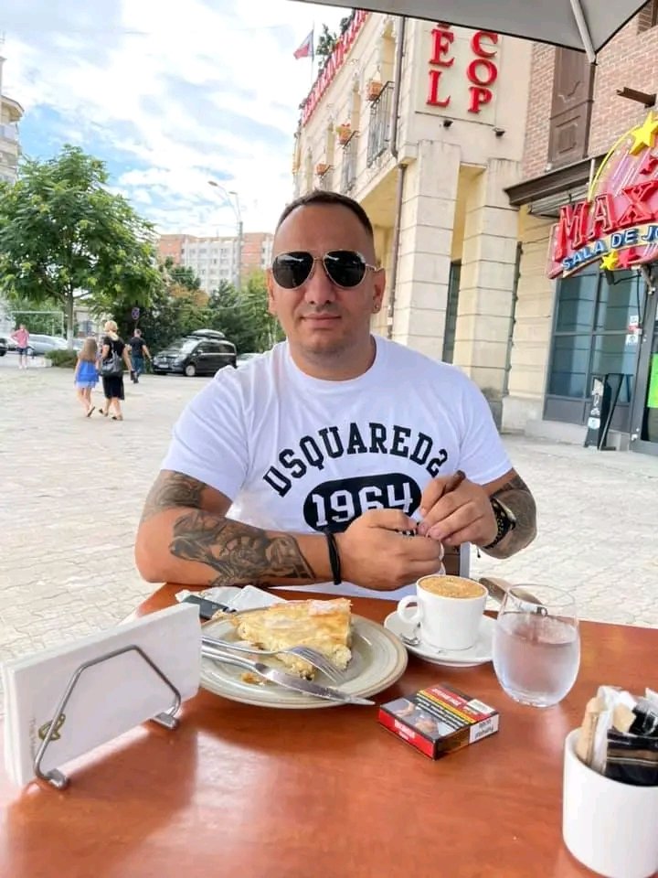 Sam-Harris Collins tweet media