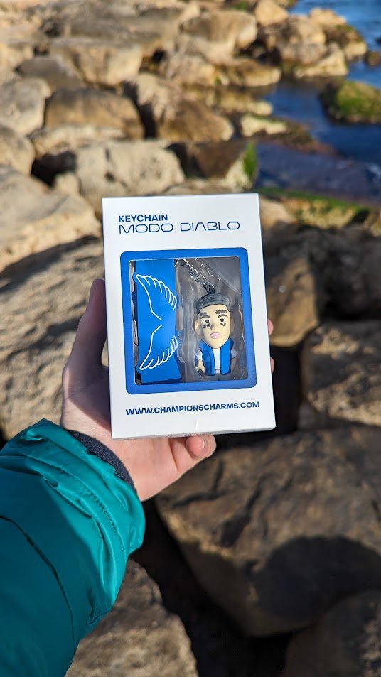 Ustedes son muñecos de colección
Porque pierden el valor si lo sacan de su caja