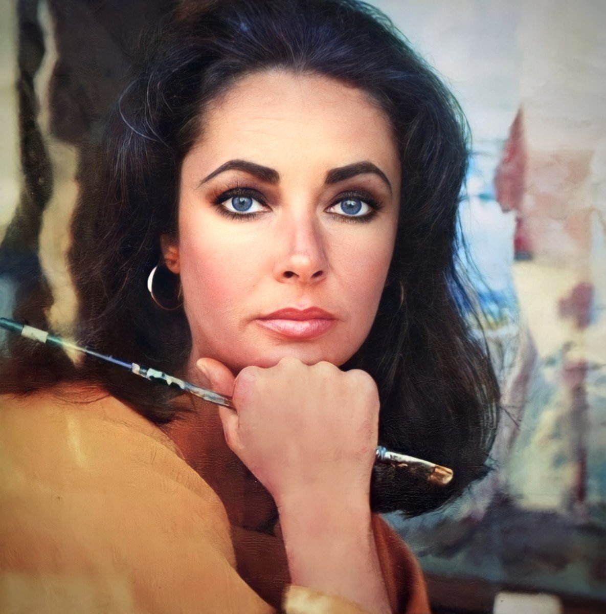Scrolling by a photo of Elizabeth Taylor never fails to put some pep in my step.