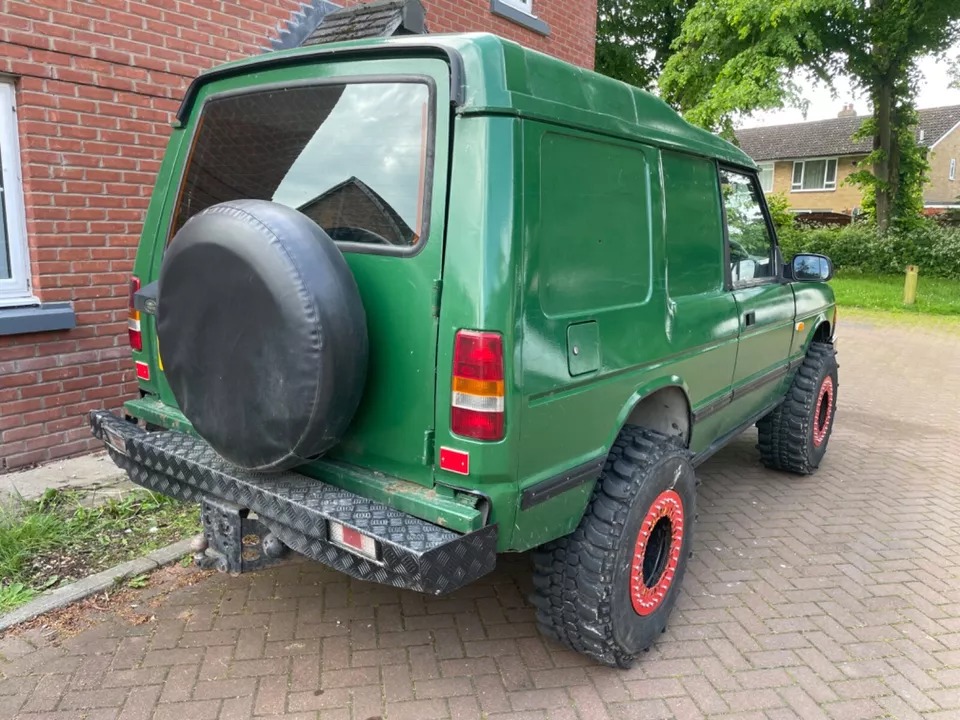 LandyStore's tweet photo. Ad:  Discovery 1 300tdi on Galvanised Chassis
On eBay here -->> https://t.co/BT1SW7R9uw

 #LandRoverDefender #Discovery1 #300tdi #GalvanisedChassis #OffroadLife #4x4Life https://t.co/2RK88CMMIS