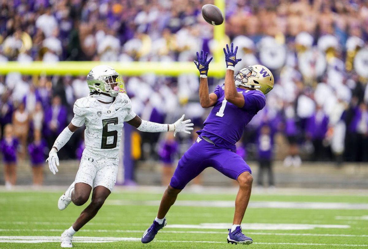 After a great conversation with @CoachRobertBala & @Coach_KC84 im blessed to have received an offer from @UW_Football ! @iamcoachMB @1CAGaines