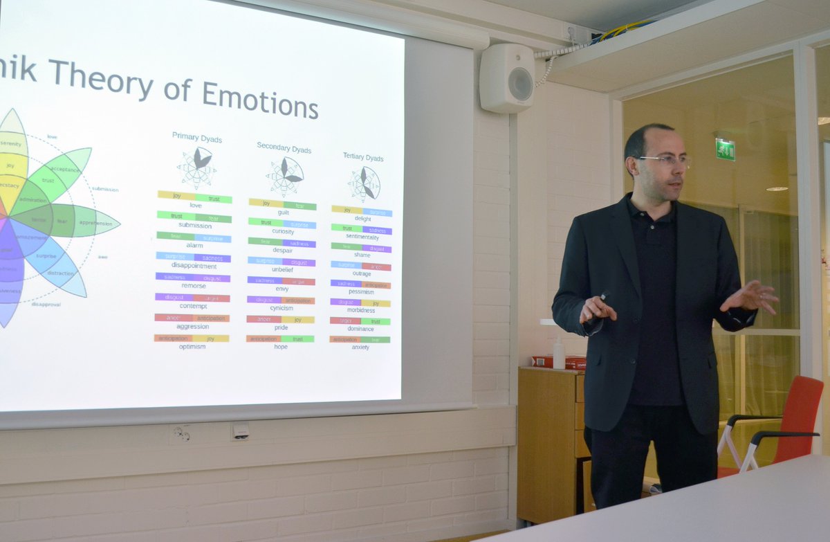 Last week, <a href="/antoniolieto/">Antonio Lieto @antoniolieto@fediscience.org</a>  delivered a series of doctoral seminars at the Aalto University (Helsinki), School of Design and Media, on the topics of the #book Cognitive Design for Artificial Minds (amazon.com/dp/1138207950) . Link: ourblogs.aalto.fi/art-and.../cog…

#ai #cogsci