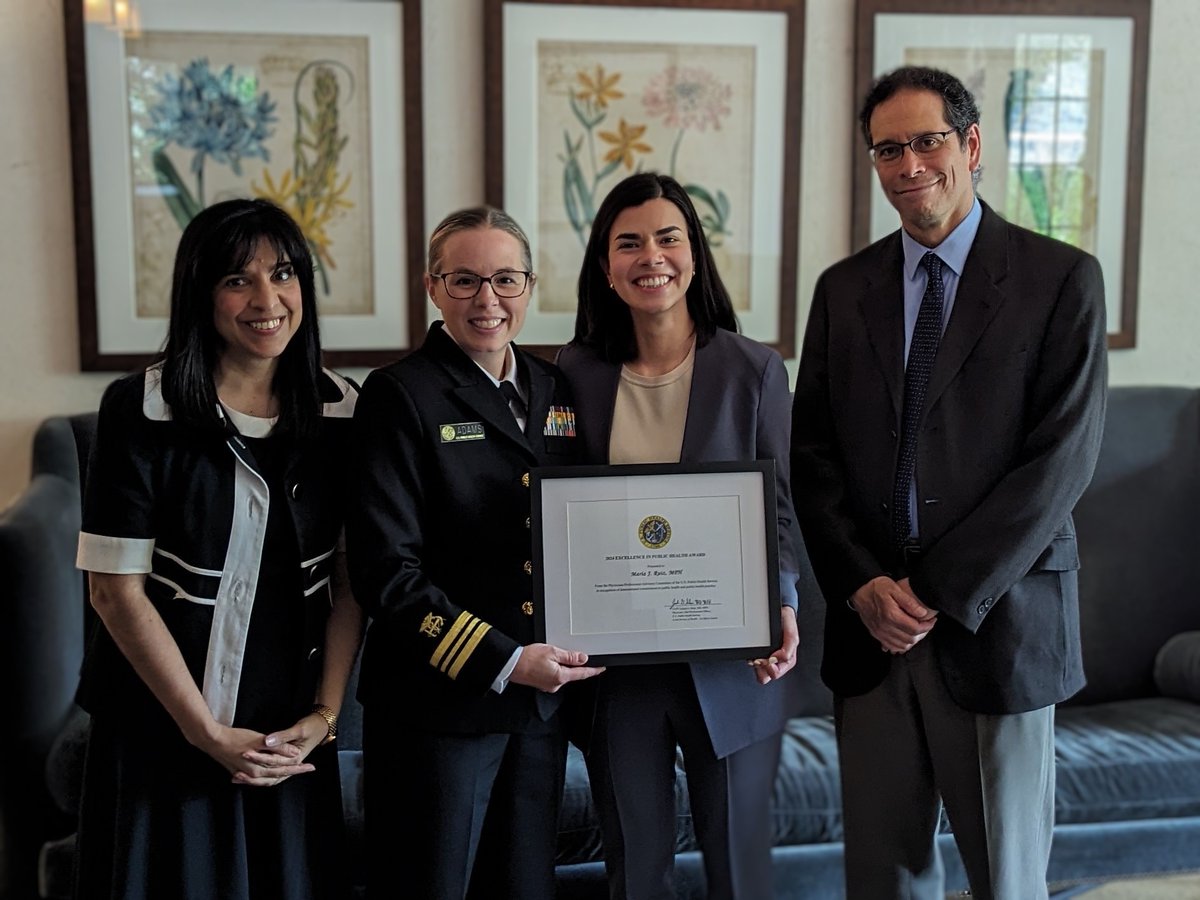 Congratulations to M4 María Ruiz on receiving a USPHS Excellence in Public Health Award!