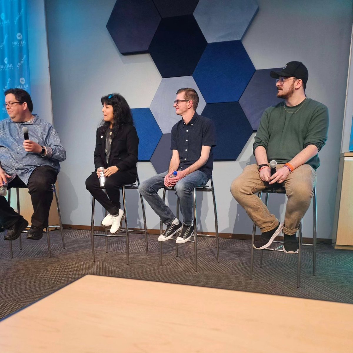 RealMints's tweet image. What an absolutely amazing week at @fullsail #fullsailhof 

It's always such an amazing thing to be invited back to campus to talk with students and other alumni and be able to share my experience in with them.

The only thing I can think about is how excited I am for next years!