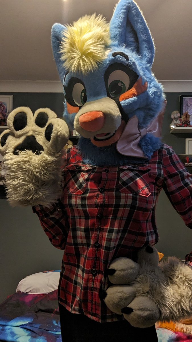 Just a funny lil pupper, joining in for my first #FursuitFriday