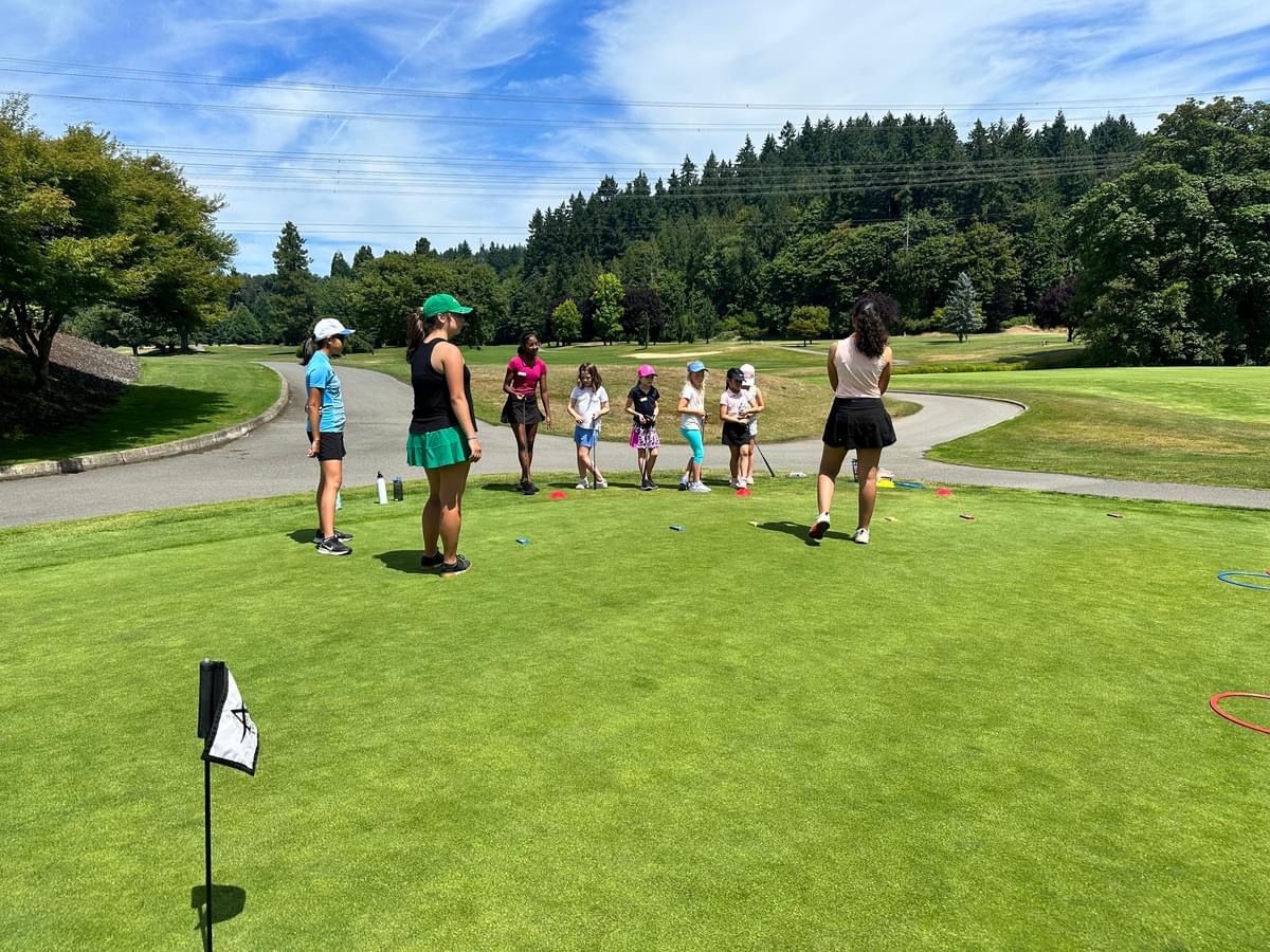 firstteeseattle's tweet photo. Registration is open now for summer classes! Join us at this summer at 14 different locations for our Golf and Life skills experience! Classes are available for those ages 6-18 in King, Snohomish and Skagit counties. Sign up today!

#SummerGolf #BuildingGameChangers https://t.co/6Ho725RrUl