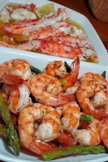 Some seafood for dinner, a mix of Shrimps and lobsters. My kid’s favorite ❤️. 
#lifestyle, #motivation, #love, #life, #fashion, #fitness, #beauty, #travel, and #viral