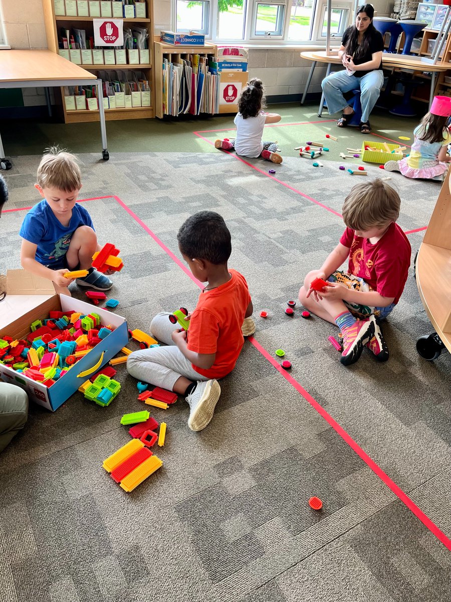 MeyerLib_SD735's tweet image. Most of the Pre-K classes have visited the library for the last time this school year- we closed it out with some fun building centers! 🏗️