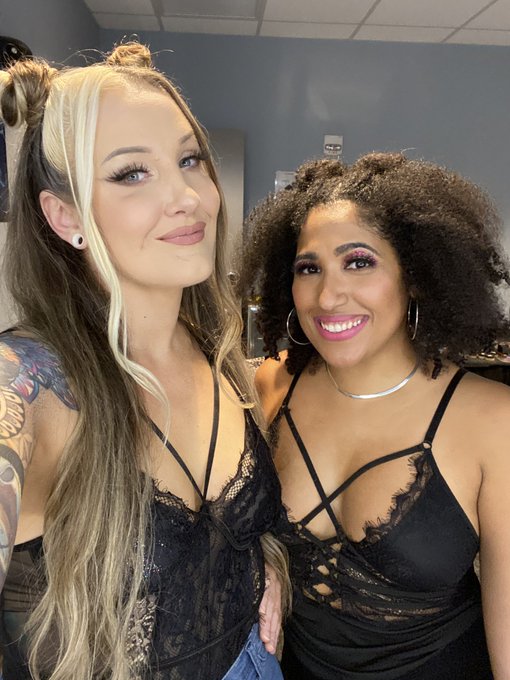 I always got your back 🖤 https://t.co/dG7QVug57h<a href="/tag/thehex"class="tags"><span>#thehex</span></a><a href="/tag/watchroh"class="tags"><span>#watchroh</span></a>