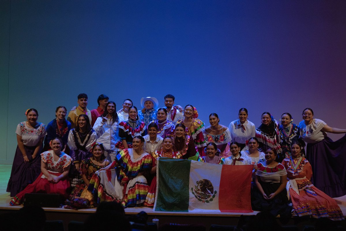 FOLXLÓRICO tweet media