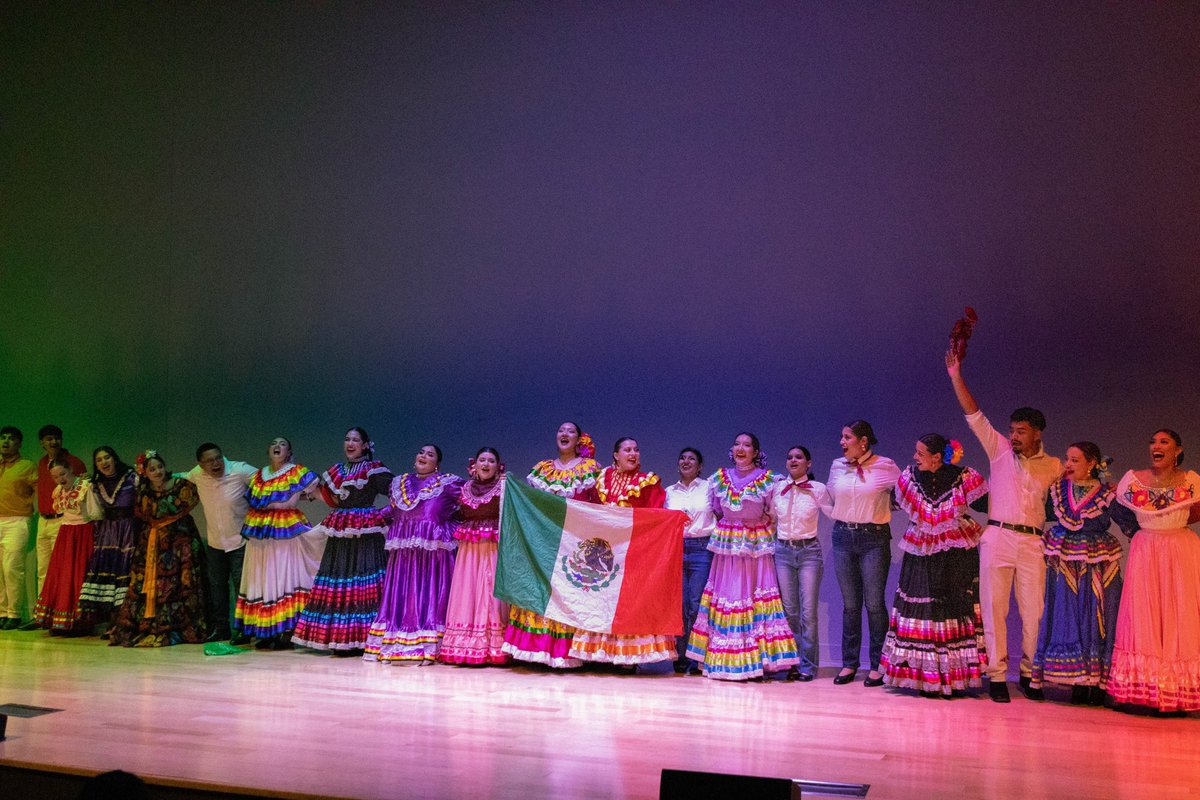 FOLXLÓRICO tweet media