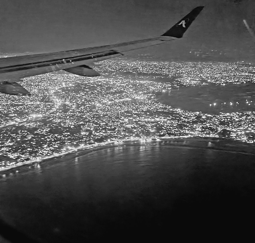 nyomby's tweet photo. Sweet Sleep Dar es Salaam - @AirTanzania https://t.co/tQTTlu4UEq