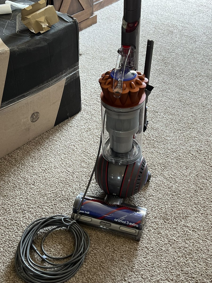 New Dyson #cathair don’t care