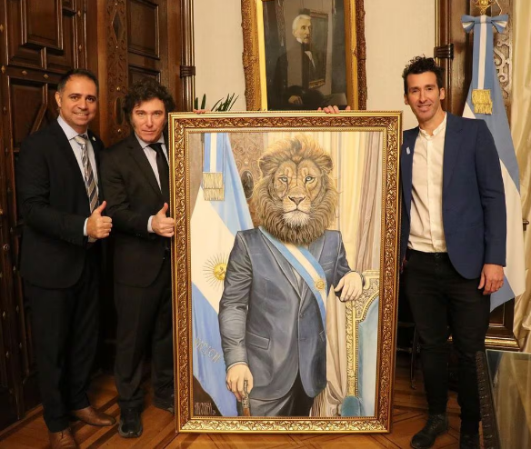 “ESTOY FASCINADO'
El Presidente Milei junto al Yari Casanova y Mauricio Davico intendente de Gualeguaychú.