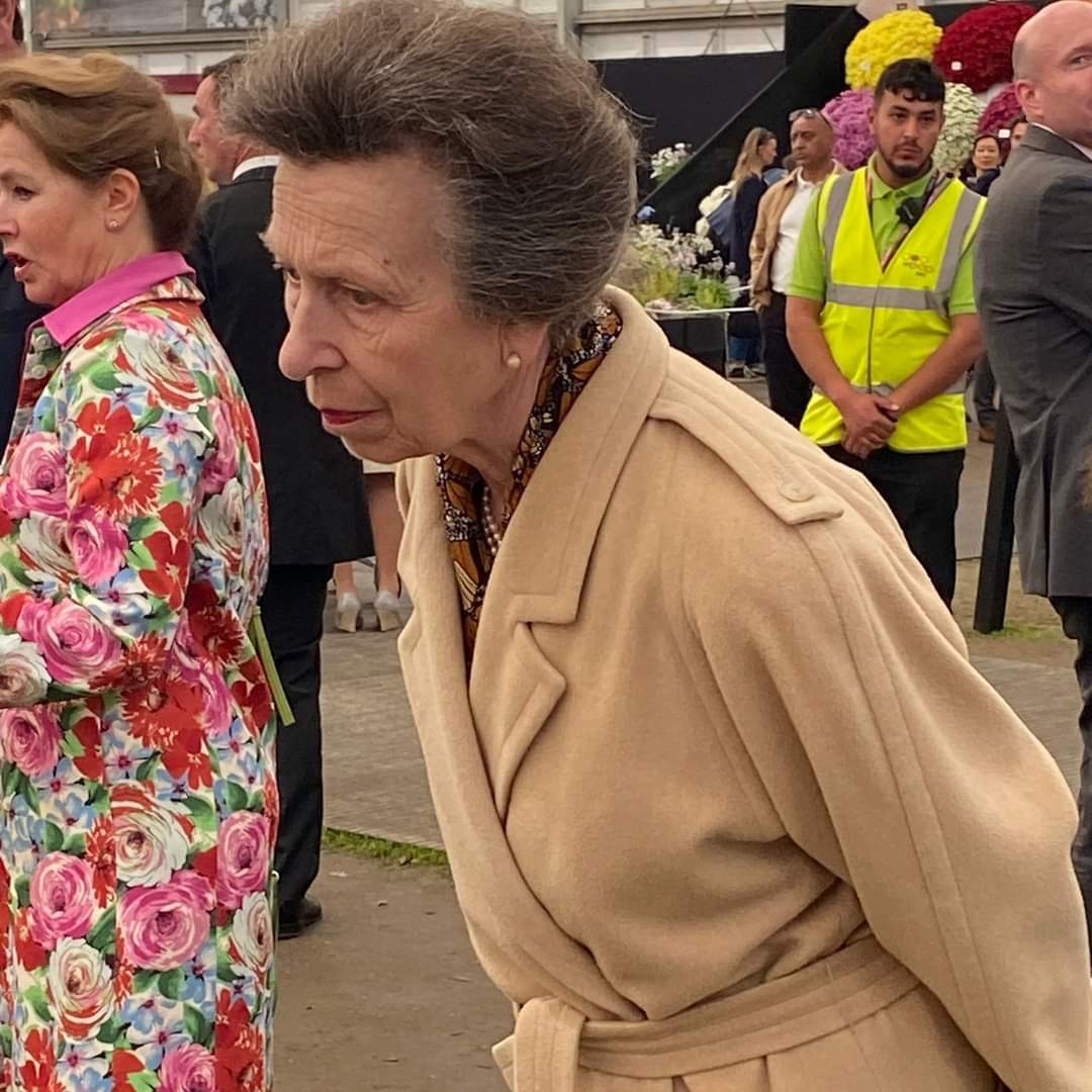 More pictures of Princess Anne and Sir Tim's visit to the Royal Horticultural Society Chelsea Flower Show 🥰💕
 
© Peter Beales Roses