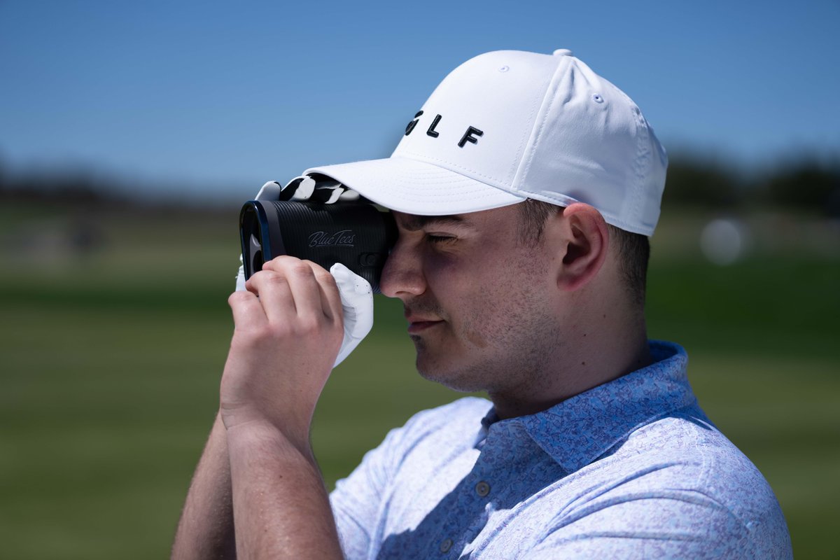 GolfTown's tweet photo. Whether it's a new speaker to play their favourite tunes or that new rangefinder to stay locked in on the course, we've got tons of great tech options for Dad this Father's Day! 🎯🎵

Shop our Father's Day gift guide: https://t.co/DBnXygz7u7 https://t.co/PwVJitazhe