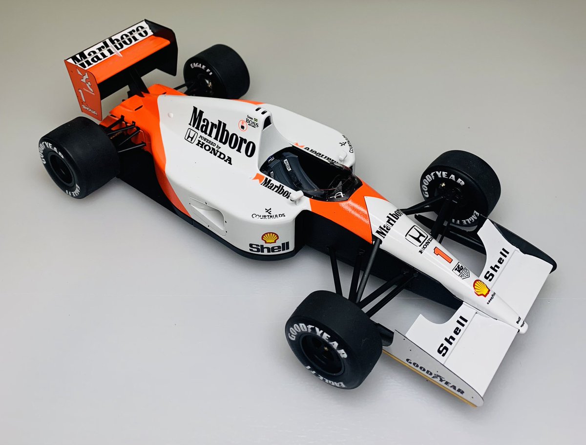 Today I finished one of the most beautiful #F1 car ever. The @McLarenF1 MP4/6 🏁1991 of the great 🇧🇷 Ayrton Senna ⭐️⭐️⭐️

So much history, such an awesome V12 sound, a total stunner. Nothing more to say 

#SelfmadeF1