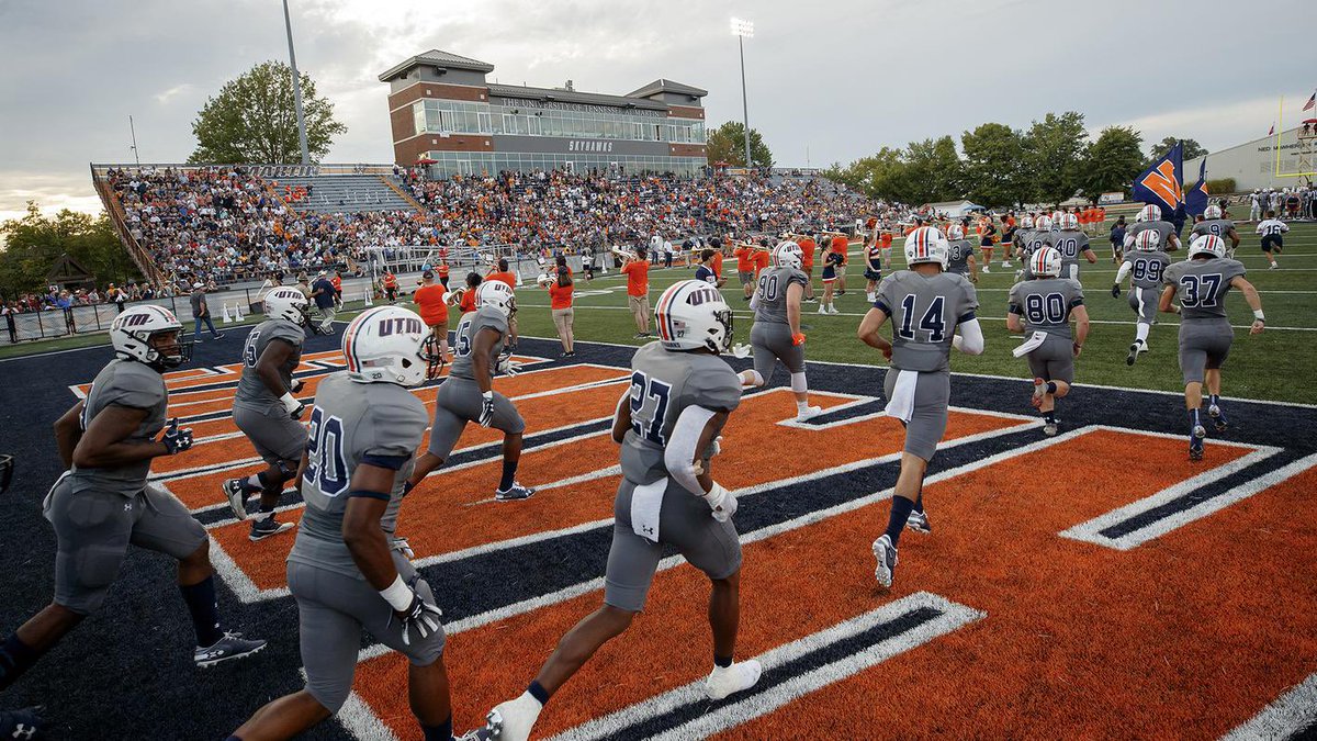 Extremely blessed to receive a Division 1 offer from University of Tennessee at Martin.@UTM_FOOTBALL @coachTJ_UTM #blessed