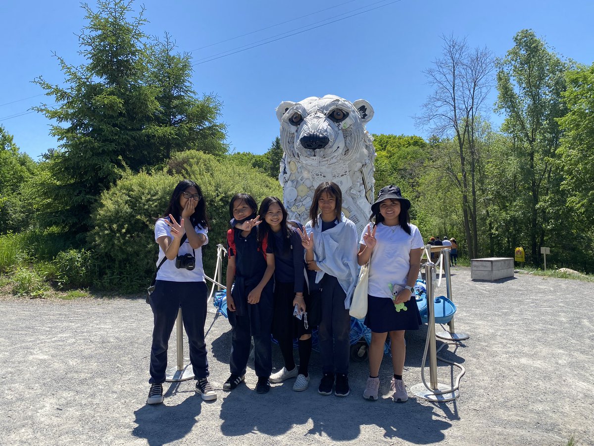 Miss_Amalan's tweet photo. An amazing trip to the zoo to end the week! @TCDSB https://t.co/qDyBon9sPz
