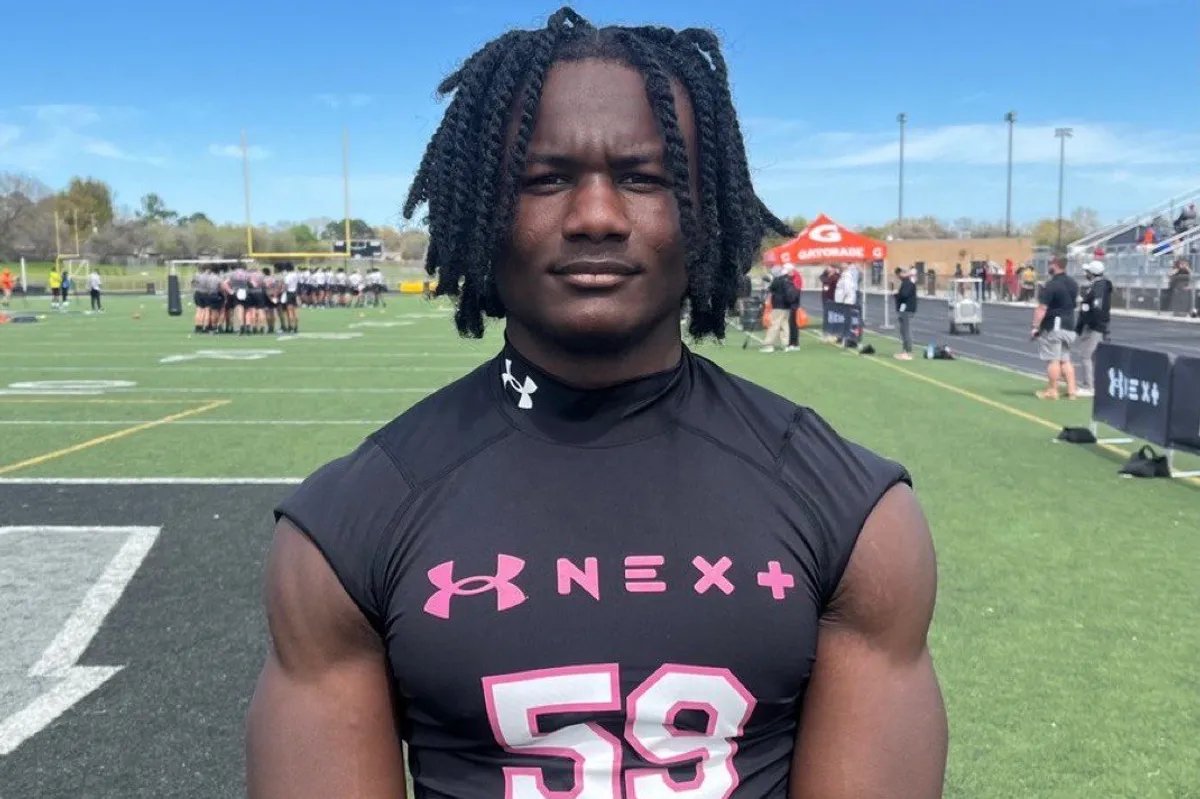 RECRUIT SCOOP: All eyes are on Forney LB and Aggie-commit VYPE's @jackson_dipVYPE caught up with Forney 4-Star LB & Texas A&M Commit Kelvion Riggins talking about A&M, his family, coaching at Blue Chips and more! READ:vype.com/Texas/DFW/recr…