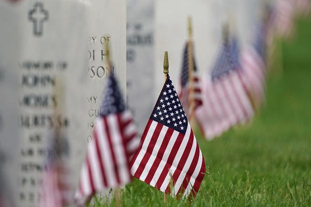 Memorial Day: Honor the fallen. “They hover as a cloud of witnesses above this nation.” — Henry Ward Beecher military.com/memorial-day #MemorialDay #HonorTheFallen