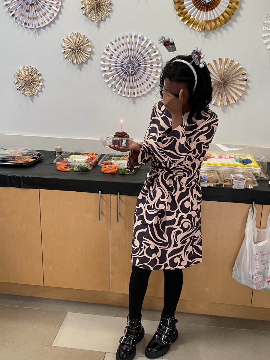 engageforlife's tweet photo. Resident Artists collaborated with Working Artist/Instructor Trinh Mai to bring an eclectic visual art exhibit to the Long Beach Senior Arts Colony gallery space. The reception also happened to be on resident artist Tiffany's birthday. #ChangingAging #CreativeAging @LACountyArts https://t.co/mpIU2VAAra