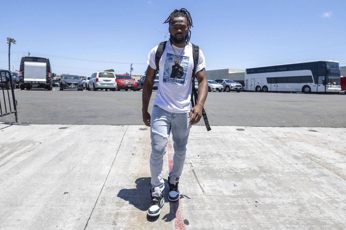 sdstrikeforce's tweet photo. Heads Turn When We Walk In
๐ธ : @DavidFrerker
#sandiego #indoorfootballleague #sdstrikeforce #ootd #playerarrival #fashion https://t.co/OZRUgcb04E