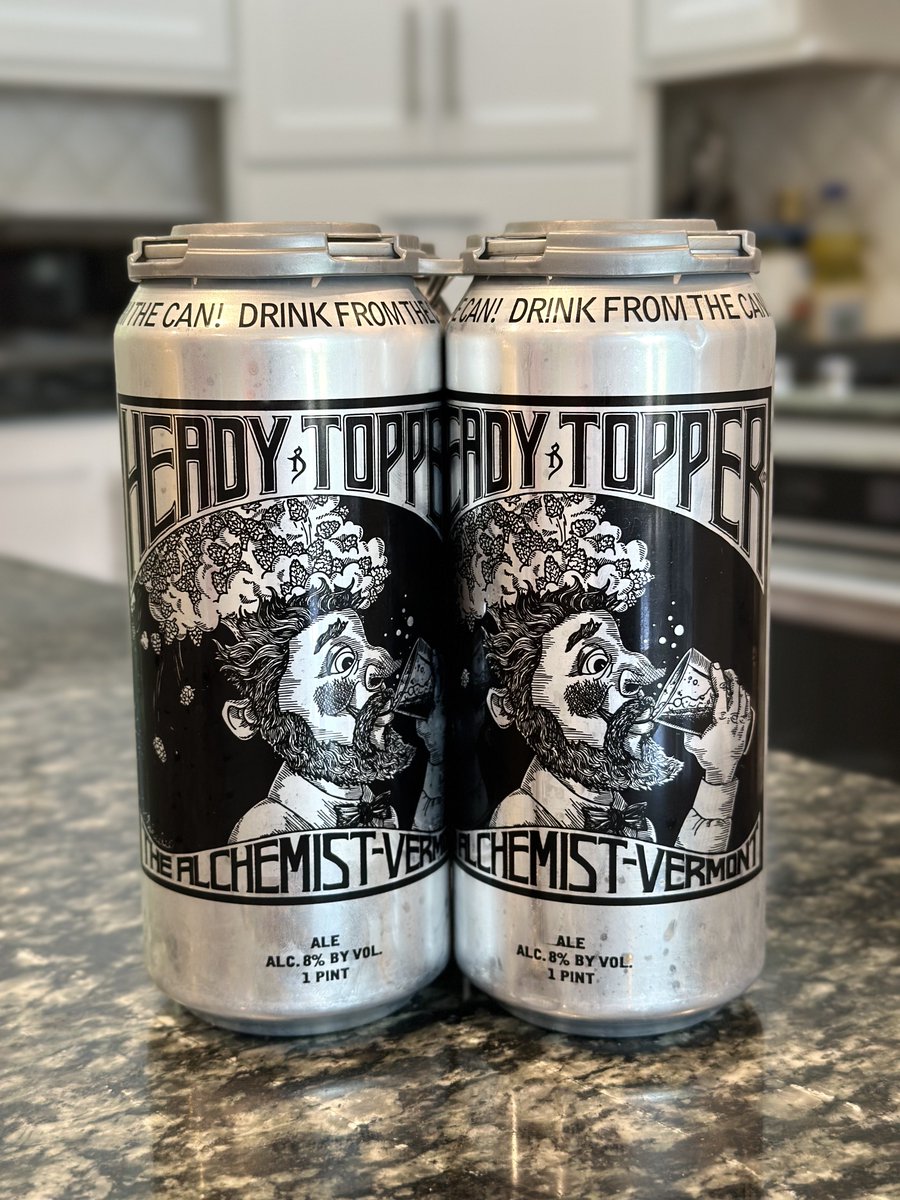 BrianVolkert's tweet image. Cheers lads lads lads…just picked up some fresh #PoolBeer for #MemorialDayWeekend